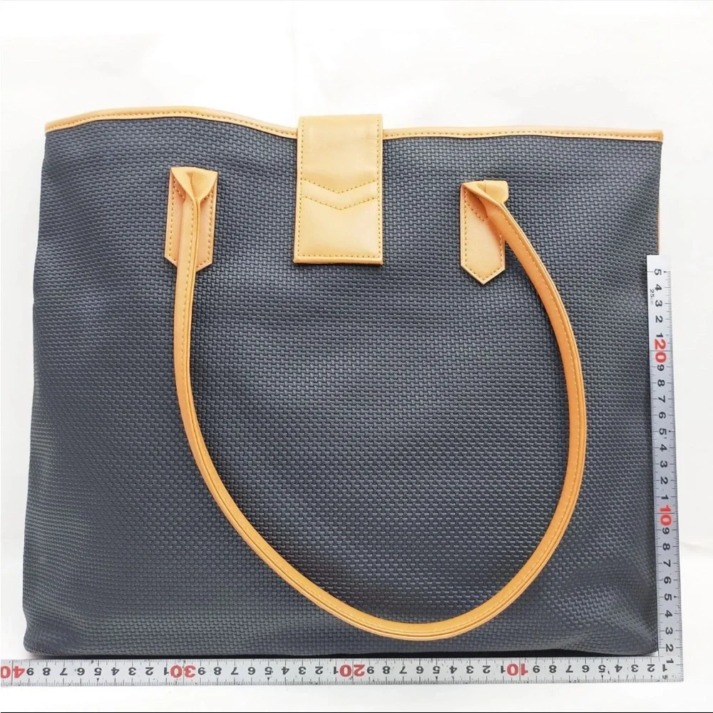Yves Saint Laurent YSL Vintage Black Shoulder Bag / Tote EUC - Picture 3 of 14